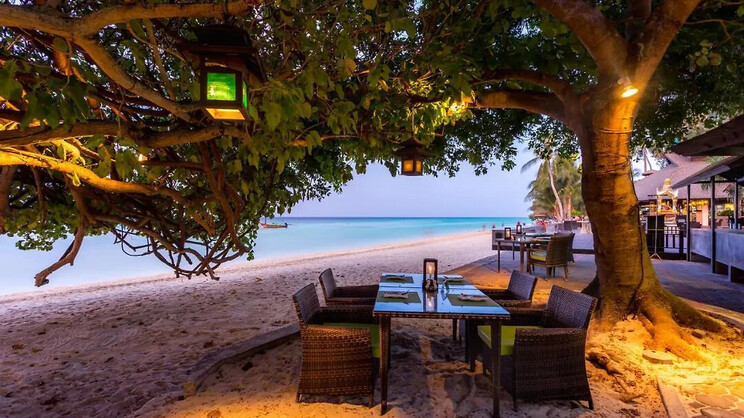 Phi Phi Holiday Resort ( Phi Phi )